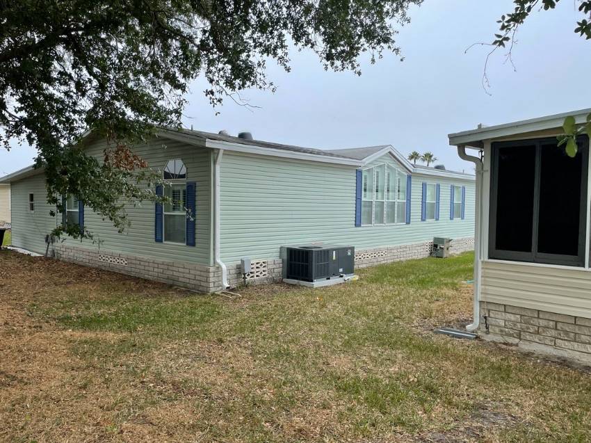 1127 Lacosta Lane West a Winter Haven, FL Mobile or Manufactured Home for Sale